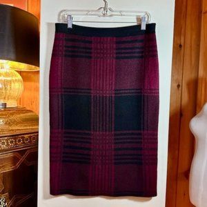 GRAY and GREY Black and Burgundy Maroon Plaid Skirt – L